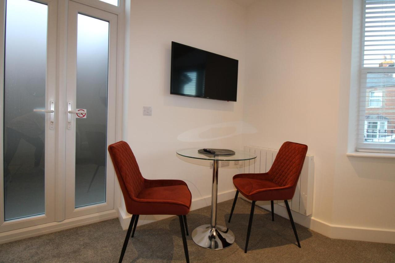 No 10 @Short Stays Basingstoke Exterior foto